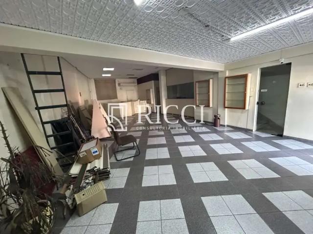 Prédio para Venda em Santos/SP Vila Nova