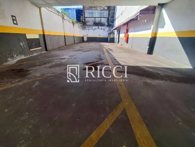 Prédio para Venda em Santos/SP Vila Nova 33 Quartos