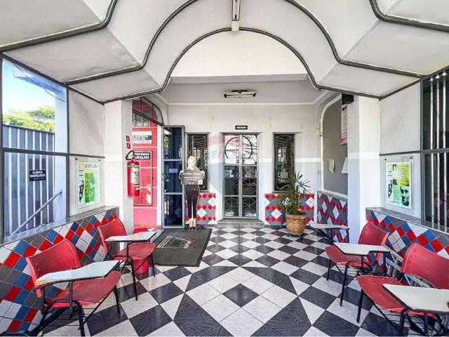 Prédio para Venda em Sorocaba/SP Centro 18 Quartos