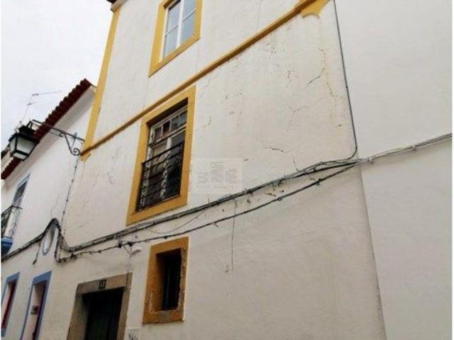 Prédio para venda no centro histórico de Évora, excelente op. 0m² Évora São Mamede, Sé,São Pedro e Santo Antão