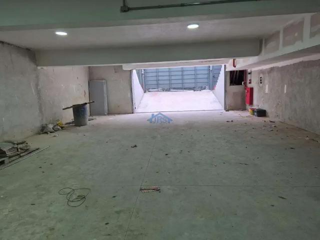 Prédio para Locação em Carapicuíba/SP Parque Santa Teresa