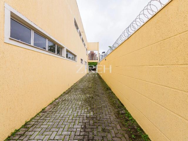 Prédio para Locação em Curitiba/PR Tingui