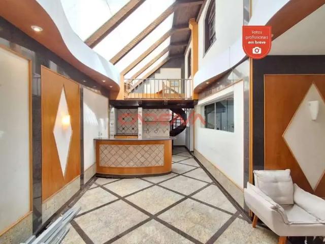 Prédio para Locação em Curitiba/PR Água Verde 3 Quartos