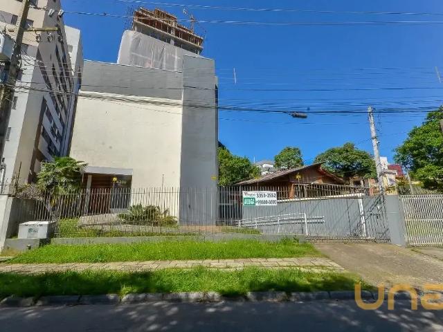 Prédio para Locação em Curitiba/PR Bacacheri