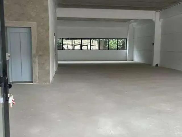 Prédio para Locação em Barueri/SP Centro
