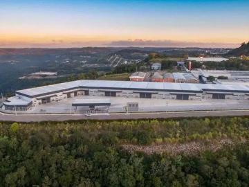 Prédio para Locação em Bento Gonçalves/RS São Francisco 1 Quartos