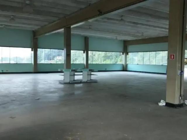 Prédio para Locação em Guarujá/SP Balneário Praia do Pernambuco