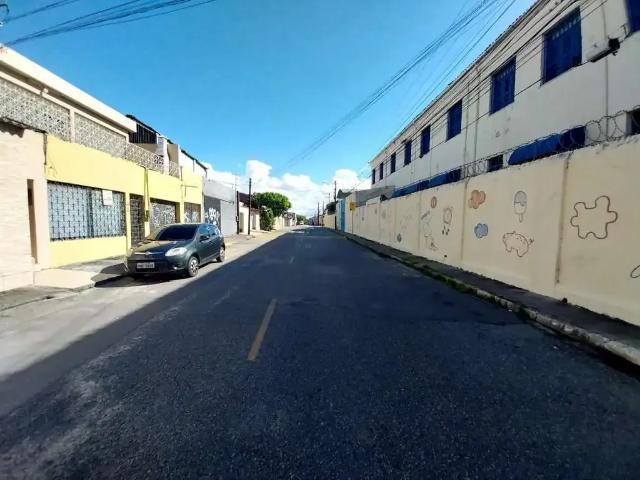 Prédio para Locação em Fortaleza/CE Damas 11 Quartos