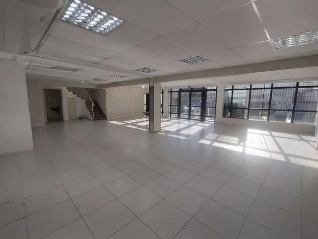 Prédio para Locação em Florianópolis/SC Estreito 9 Quartos