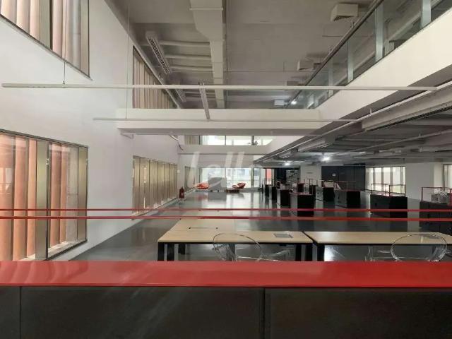 Prédio para Locação em Itaquaquecetuba/SP Jardim Maria Rosa II
