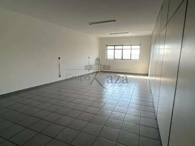 Prédio para Locação em Jacareí/SP Centro