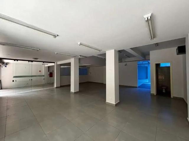 Prédio para Locação em Maringá/PR Zona 02