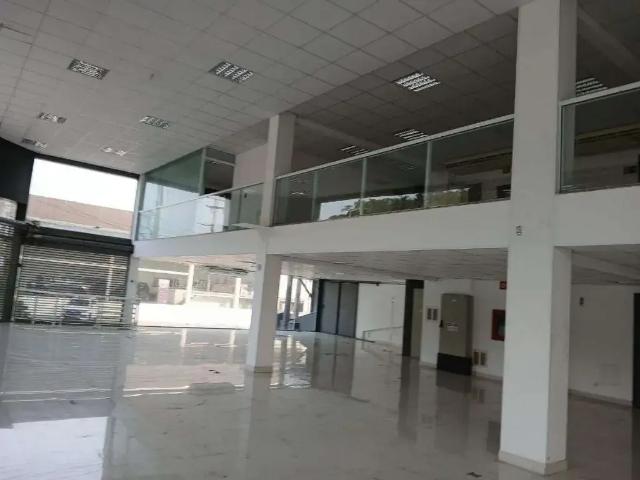 Prédio para Locação em Niterói/RJ Piratininga