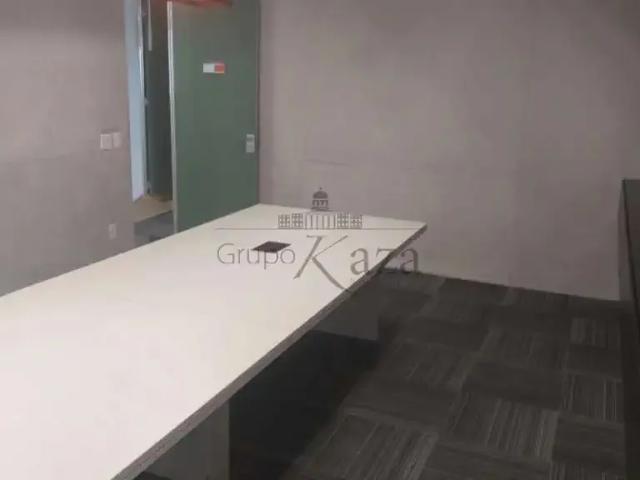 Prédio para Locação em São Paulo/SP Cerqueira César