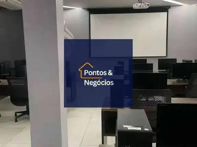 Prédio para Locação em São Paulo/SP Chácara Santo Antônio