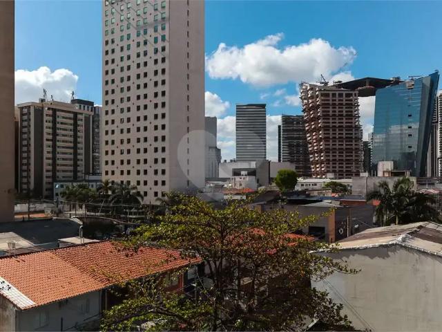 Prédio para Locação em São Paulo/SP Chácara Santo Antônio