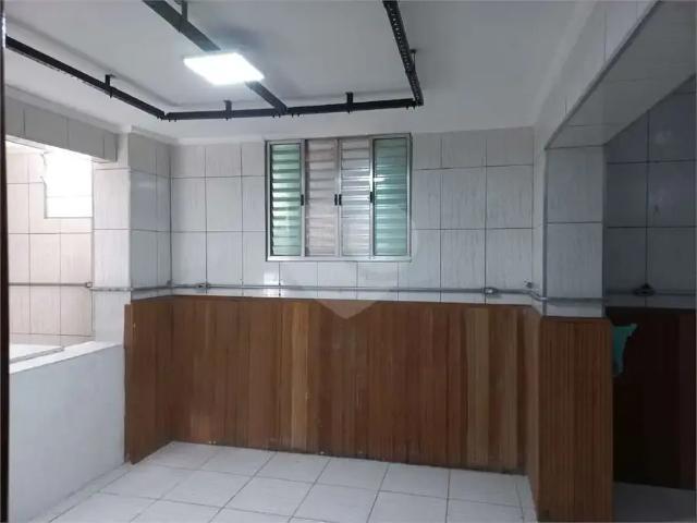 Prédio para Locação em São Paulo/SP Aclimação