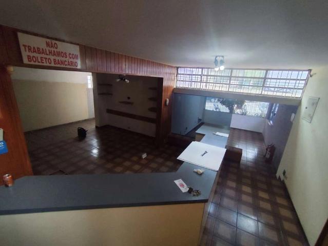 Prédio para Locação em São Paulo/SP Água Fria 4 Quartos