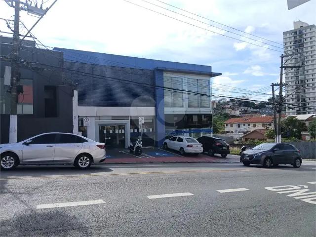 Prédio para Locação em São Paulo/SP Água Fria