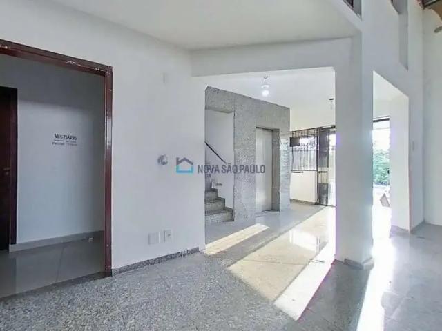 Prédio para Locação em São Paulo/SP Alto da Lapa