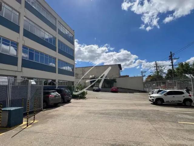 Prédio para Locação em São Paulo/SP Guaianases
