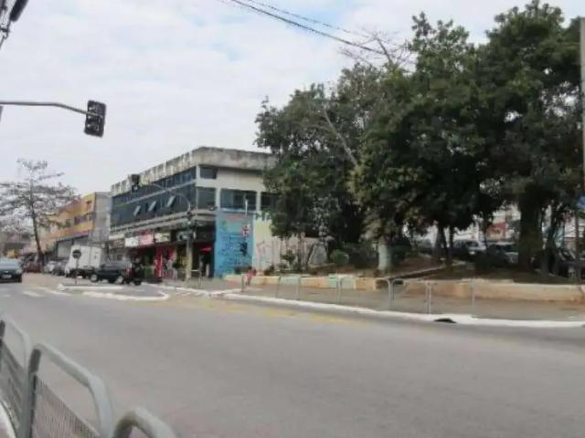 Prédio para Locação em São Paulo/SP Jardim Brasília Zona Leste