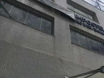 Prédio para Locação em São Paulo/SP Jardim da Glória 16 Quartos