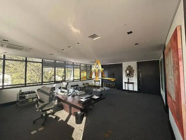 Prédio para Locação em São Paulo/SP Jardim Everest