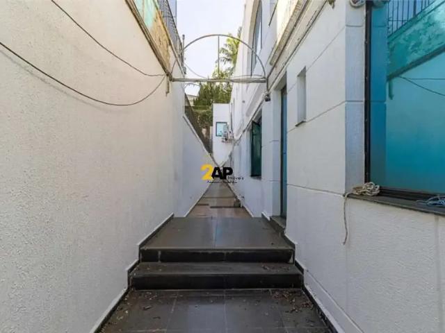 Prédio para Locação em São Paulo/SP Jardim Everest