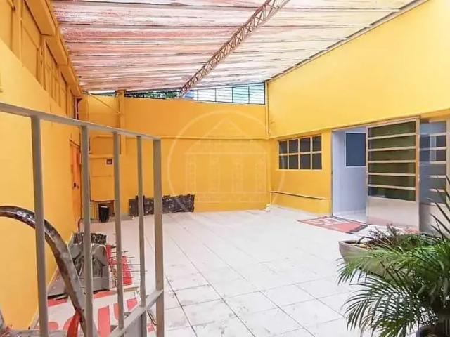 Prédio para Locação em São Paulo/SP Jardim Floresta