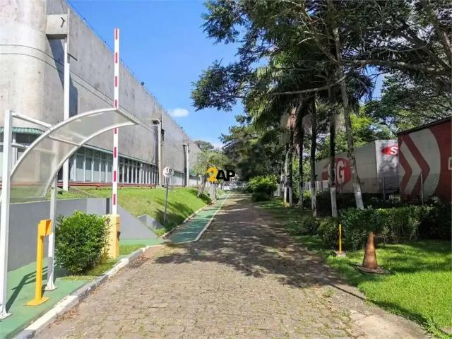 Prédio para Locação em São Paulo/SP Jurubatuba