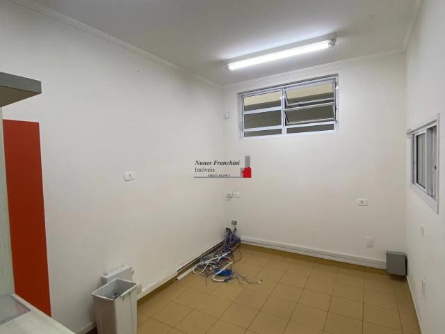 Prédio para Locação em São Paulo/SP Limão