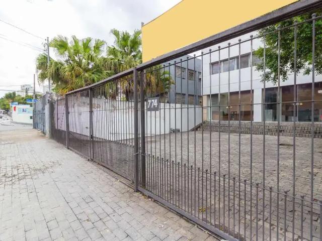 Prédio para Locação em São Paulo/SP Santo Amaro
