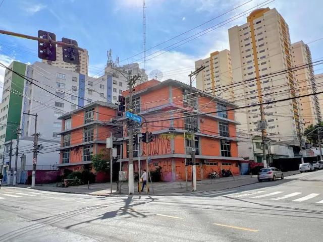 Prédio para Locação em São Paulo/SP Santana