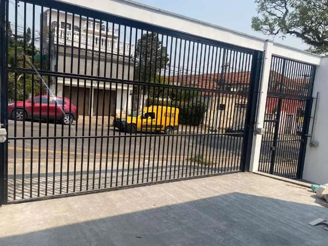 Prédio para Locação em São Paulo/SP Parque Peruche