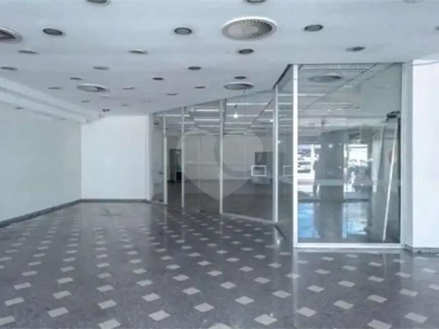 Prédio para Locação em São Paulo/SP Penha