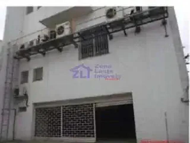 Prédio para Locação em São Paulo/SP Penha De França