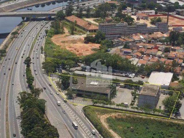 Prédio para Locação em São Paulo/SP Pinheiros