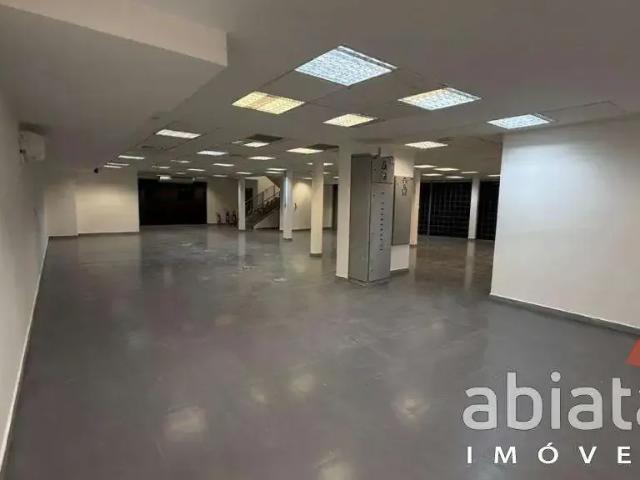 Prédio para Locação em São Paulo/SP Pirajussara