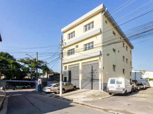 Prédio para Locação em São Paulo/SP Vila América