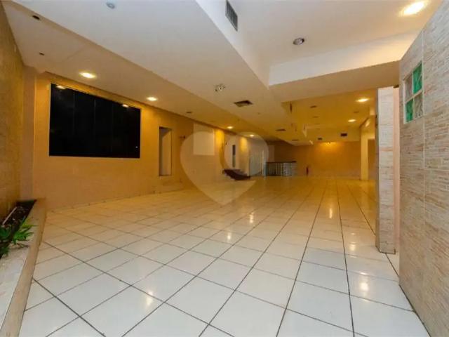 Prédio para Locação em São Paulo/SP Vila Carrão