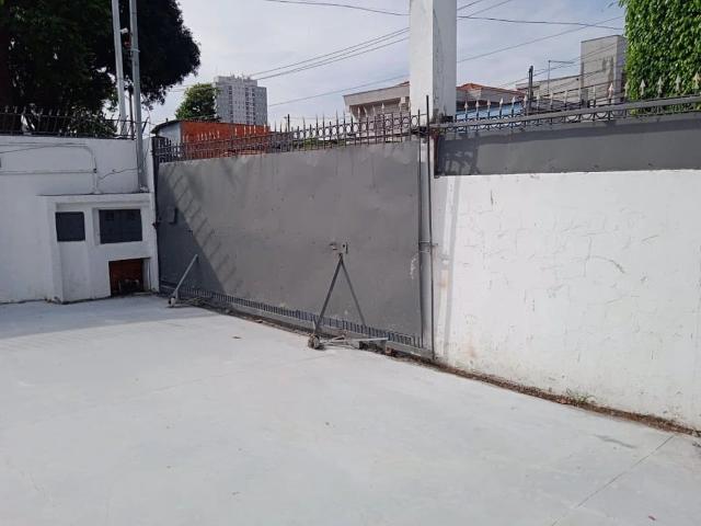 Prédio para Locação em São Paulo/SP Vila Carrão