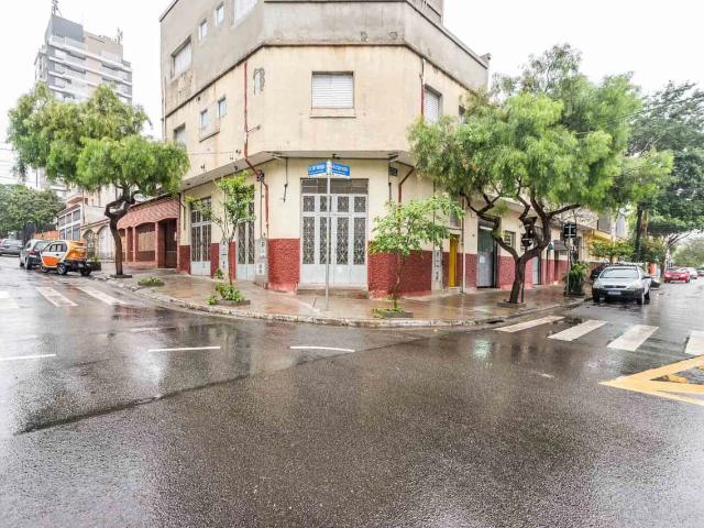 Prédio para Locação em São Paulo/SP Vila Dom Pedro I