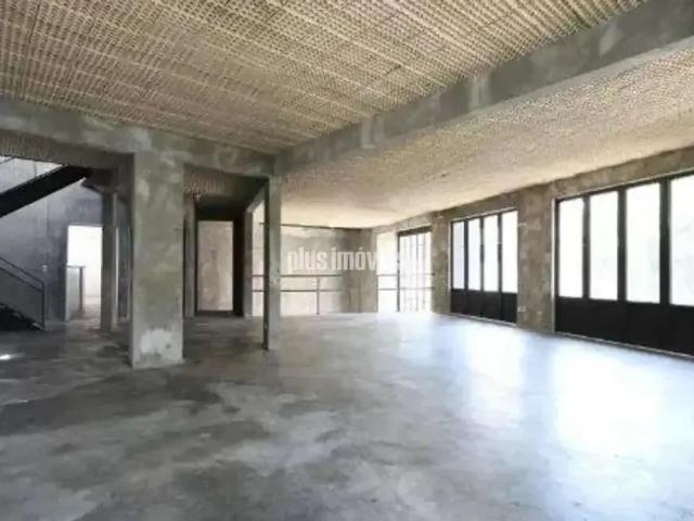 Prédio para Locação em São Paulo/SP Vila Sofia
