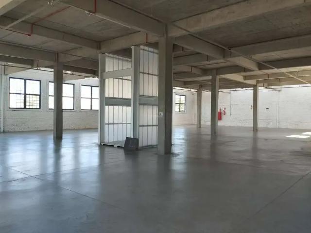 Prédio para Locação em Porto Alegre/RS São Geraldo
