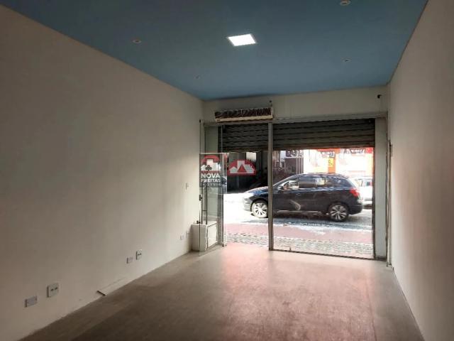 Prédio para Locação em Pindamonhangaba/SP Centro 1 Quartos