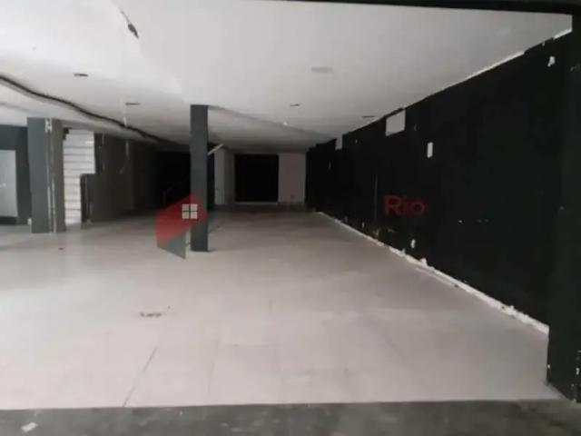 Prédio para Locação em Rio de Janeiro/RJ Vila da Penha