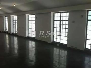 Praça Praia Nova - Garagem, Academia