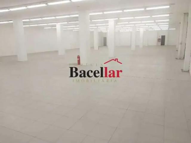 Prédio para Locação em Rio de Janeiro/RJ Madureira 4 Quartos
