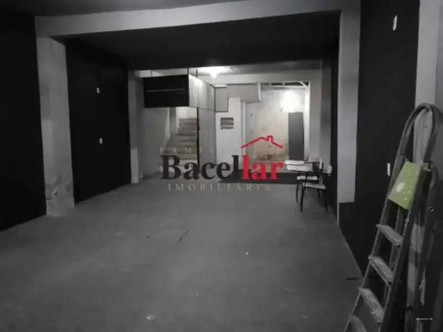 Prédio para Locação em Rio de Janeiro/RJ Rocha